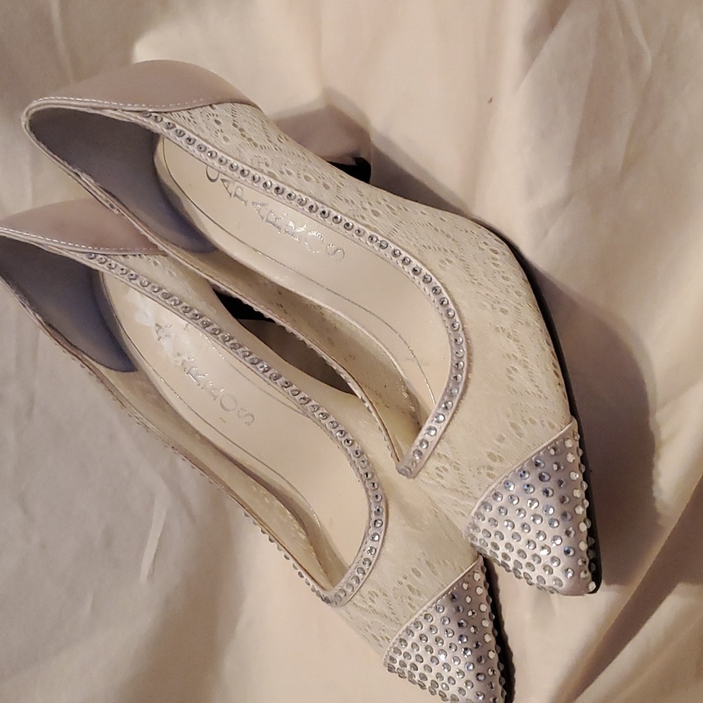 Caparros Lace and Rhinestones Heels SZ 6